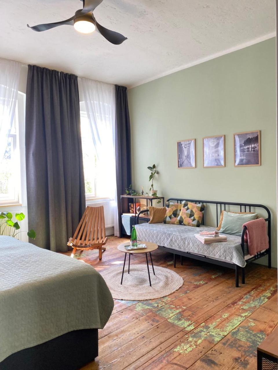 Four Rooms Carlsbad Authentic Karlovy Vary Esterno foto