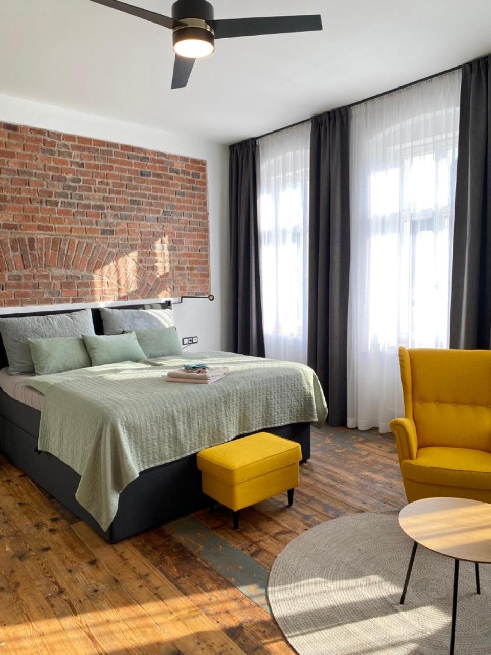 Four Rooms Carlsbad Authentic Karlovy Vary Esterno foto
